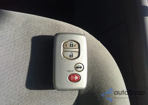 2010 Toyota Camry Hybrid from USA, damaged, VIN 4T1BB3EK1AU120572